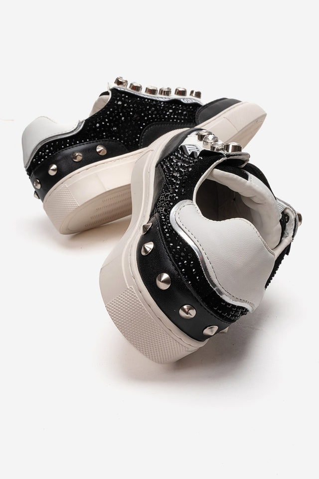 Kadın Siyah Gümüş Taşlı Zımba Detaylı Kalın Tabanlı Sneaker Candela