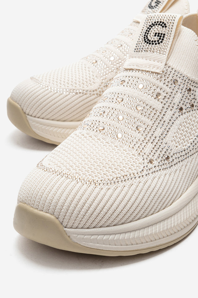 Kadın Bej Taş Detaylı Bağcıksız Hafif Tabanlı Sneaker Colomba