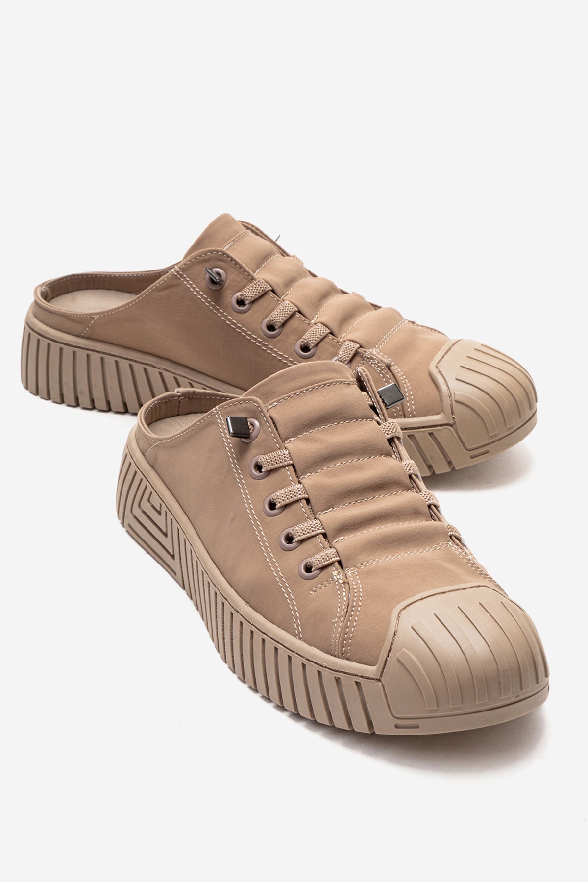 Kadın Bej Dokulu Bağcıklı Kalın Tabanlı Sneaker Terlik Cala