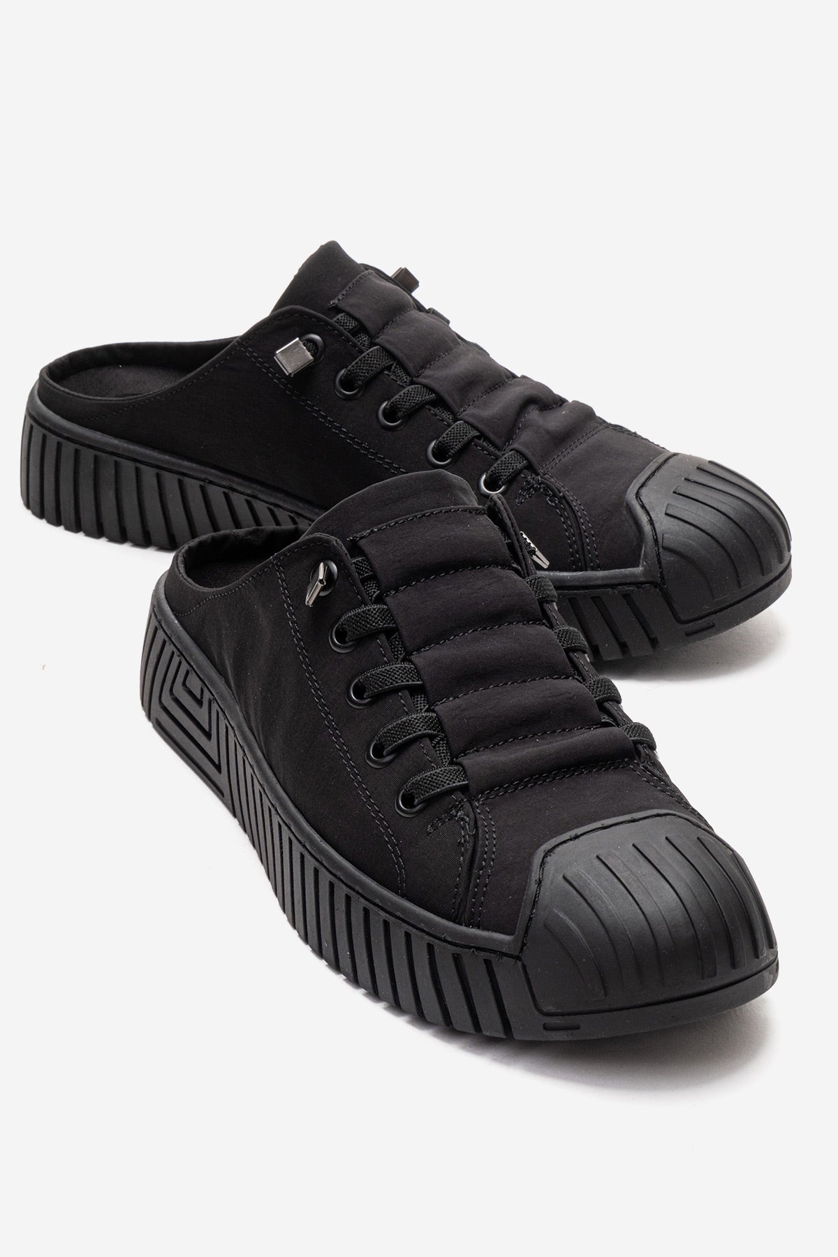 Kadın Siyah Dokulu Bağcıklı Kalın Tabanlı Sneaker Terlik Cala