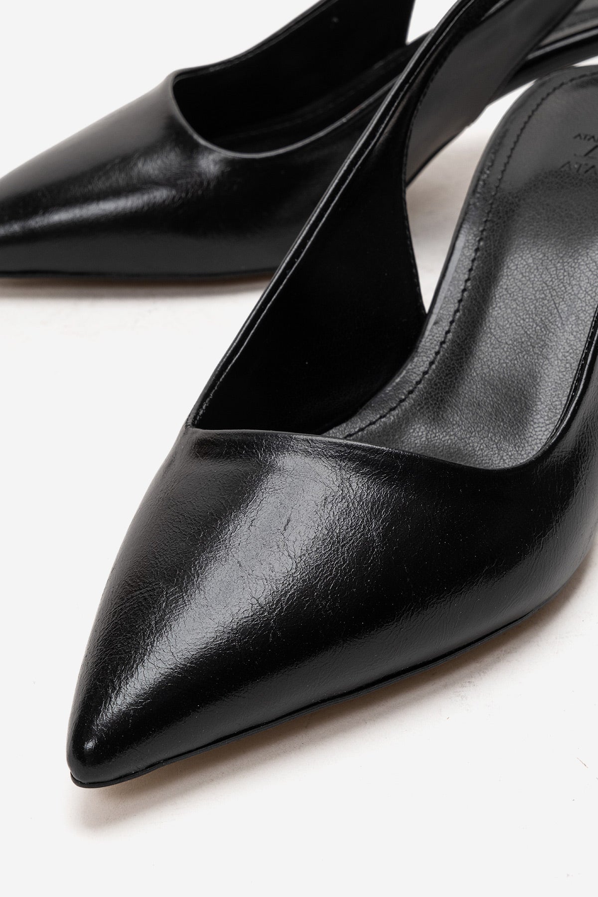 Kadın Siyah Sivri Burun 5 cm Orta İnce Topuklu Arkası Açık Stiletto Elvira