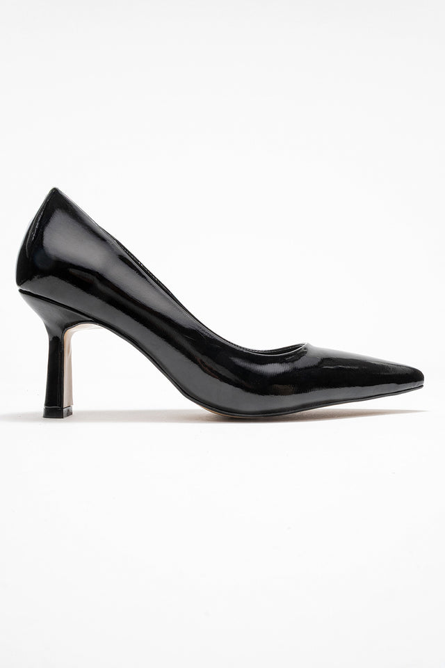 Kadın Siyah Rugan Sivri Burun 8 cm Yüksek İnce Topuklu Stiletto Ayakkabı Cristina