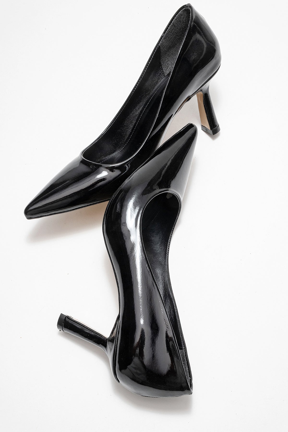 Kadın Siyah Rugan Sivri Burun 8 cm Yüksek İnce Topuklu Stiletto Ayakkabı Cristina