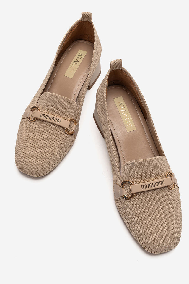 Kadın Bej Triko Altın Tokalı Küt Burun 5 cm Orta Kalın Topuklu Loafer Benita